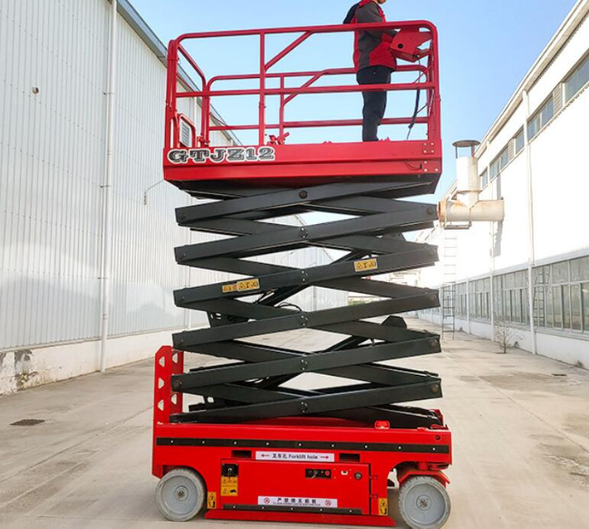 沙雅自行走移动式升降机